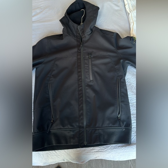 Stone Island Black Soft Shell R Jacket - Picture 3 of 6
